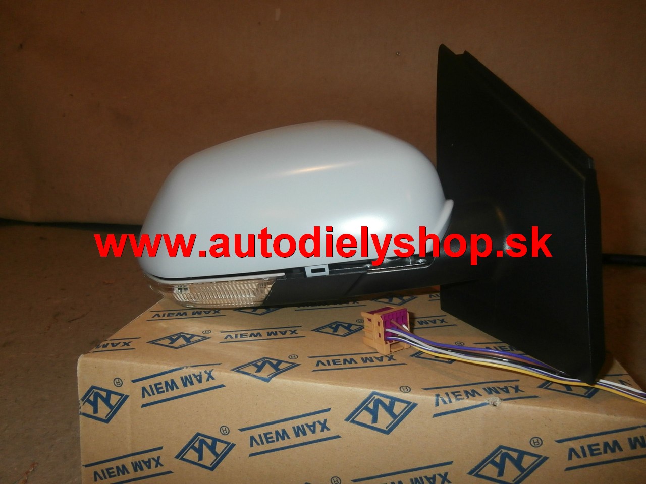  VW Polo 3/05 -el.spätné Pravé / sklopné /