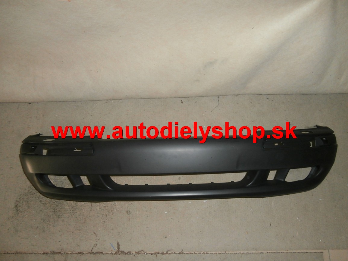 Volvo S40, V40 2/96-7/00 Predný nárazník s otvorom na hmlovky + ostrekoveče