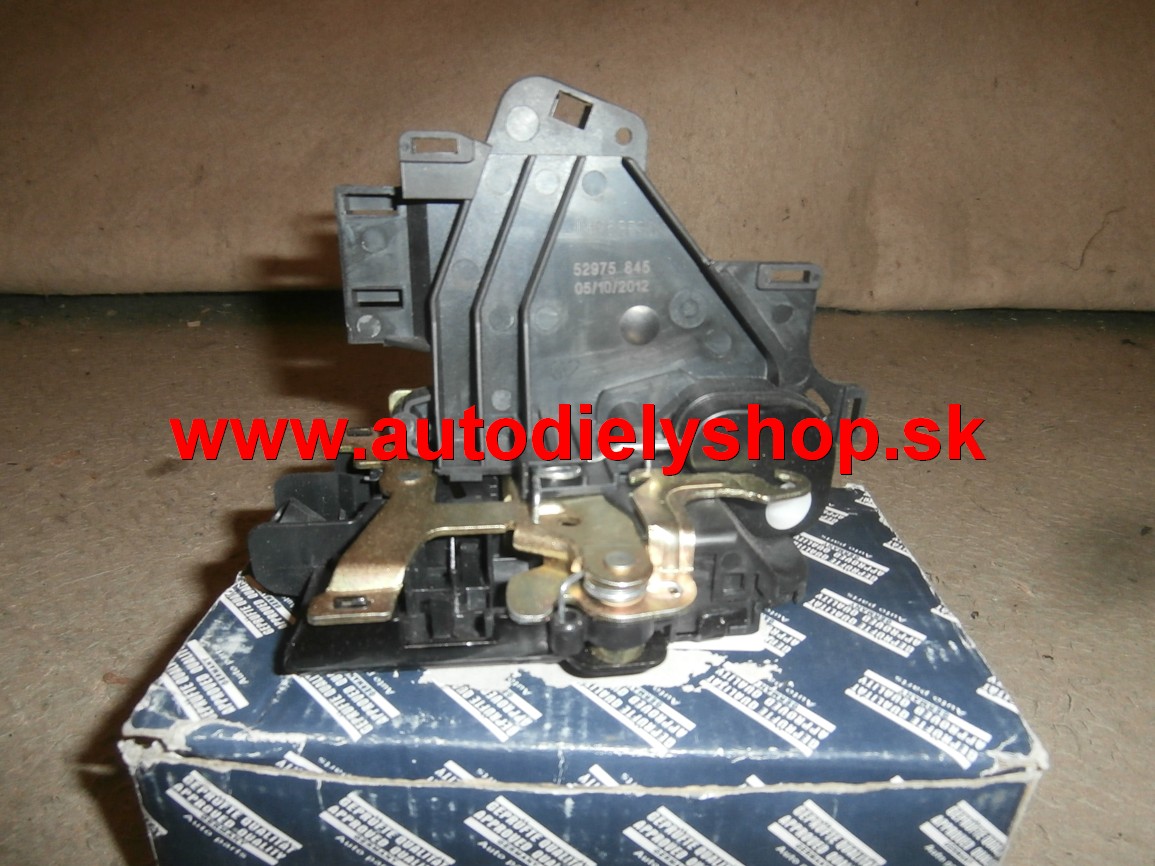 Seat IBIZA, CORDOBA 6/02- zámok predných dverí Lavý / bez centrálu