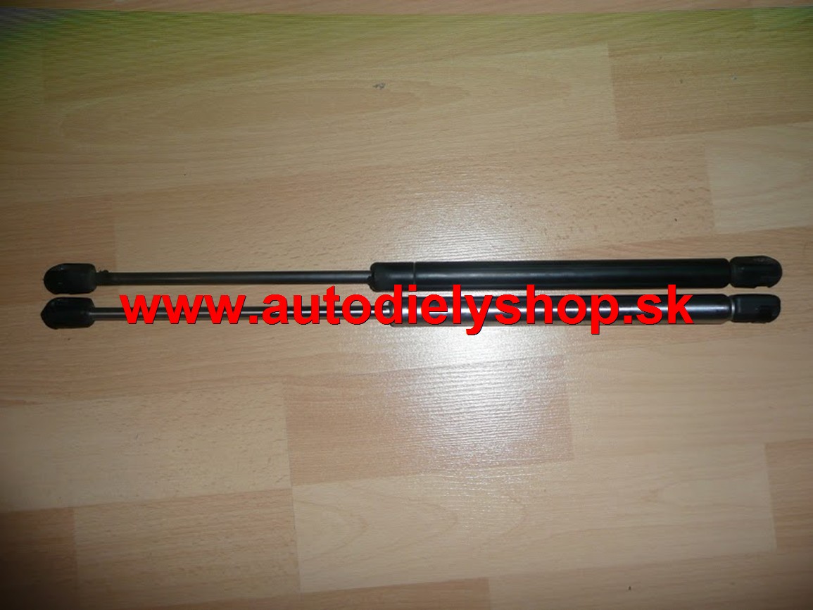 Seat TOLEDO 4/99-11/04 vzpery zadného kufra Sada L+P