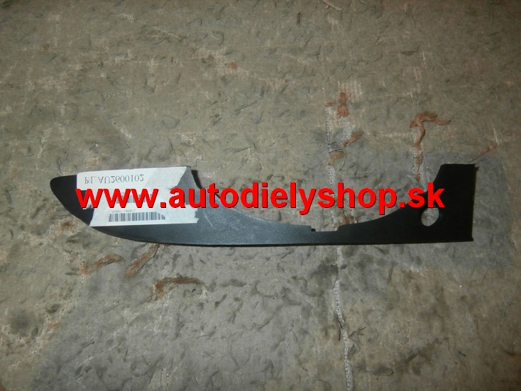Audi A4 10/04- rámik hmlovky vnútorný Pravý / dolný /
