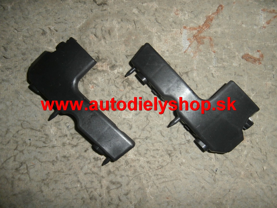 Audi A4 10/04- držiak predného nárazníku sada L+P