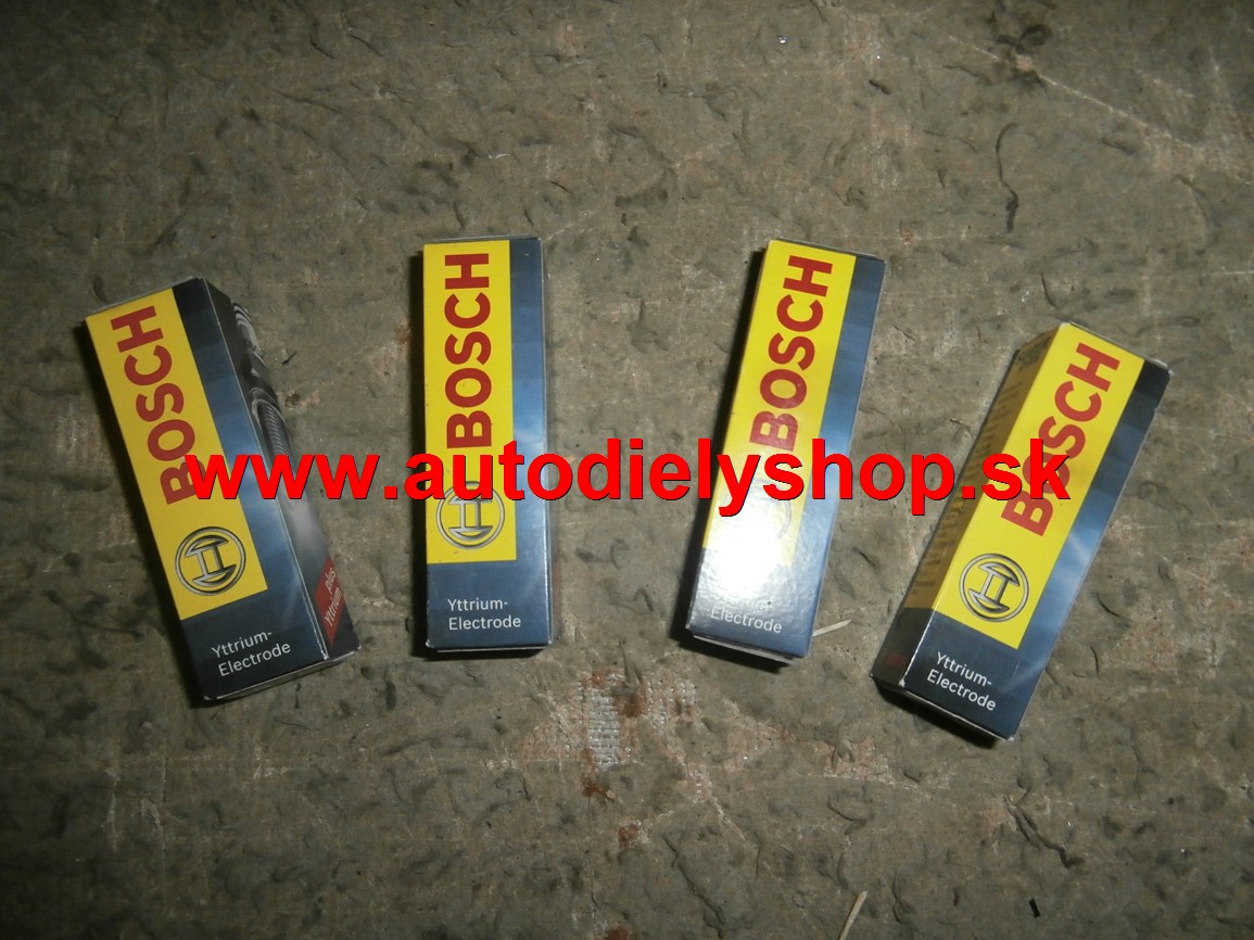 Zapaľovacia sviečka Bosch SUPER +32  sada 4ks