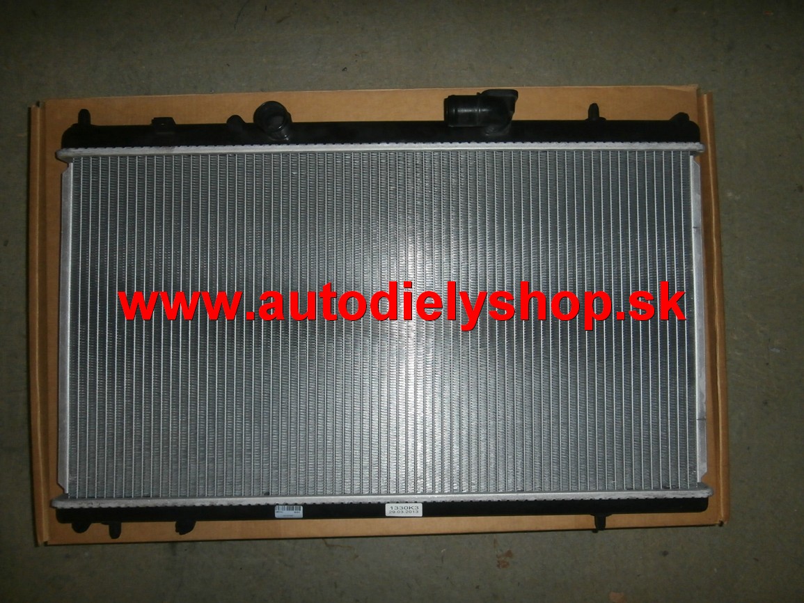 Peugeot 607 3/00- 7/06  chladič vody na automat  3,0 V6 