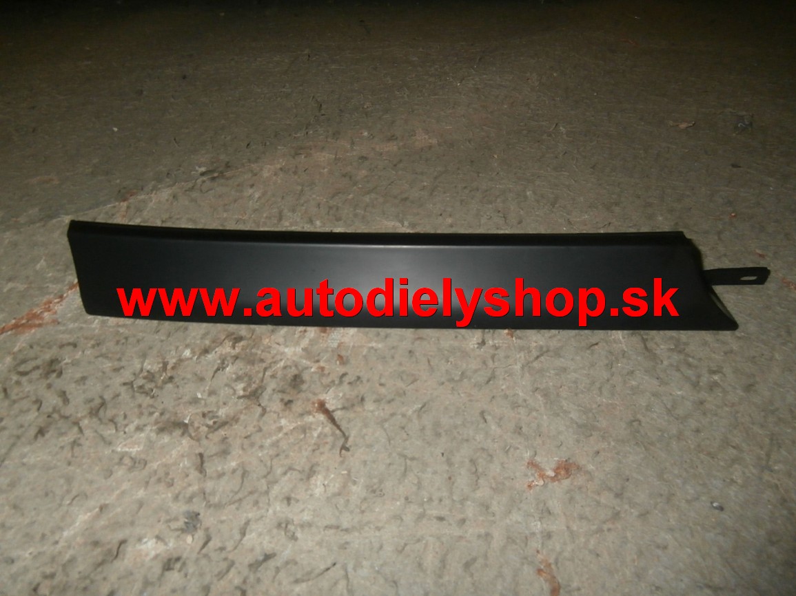  Škoda Felicia 1/98-8/01 Lišta pod svetlo pravá.