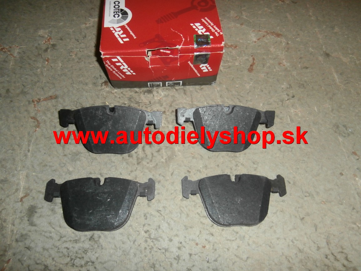 BMW 5 E60/E61  8/03- zadné platničky sada 