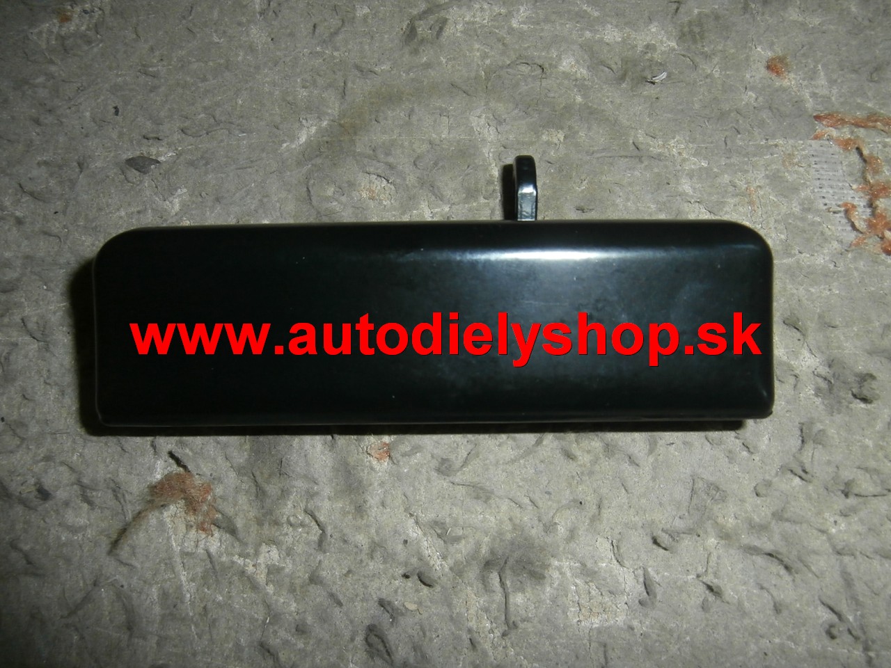 Ford TRANSIT 9/91-9/94  klučka na zadné dvere dvojkrídlove.