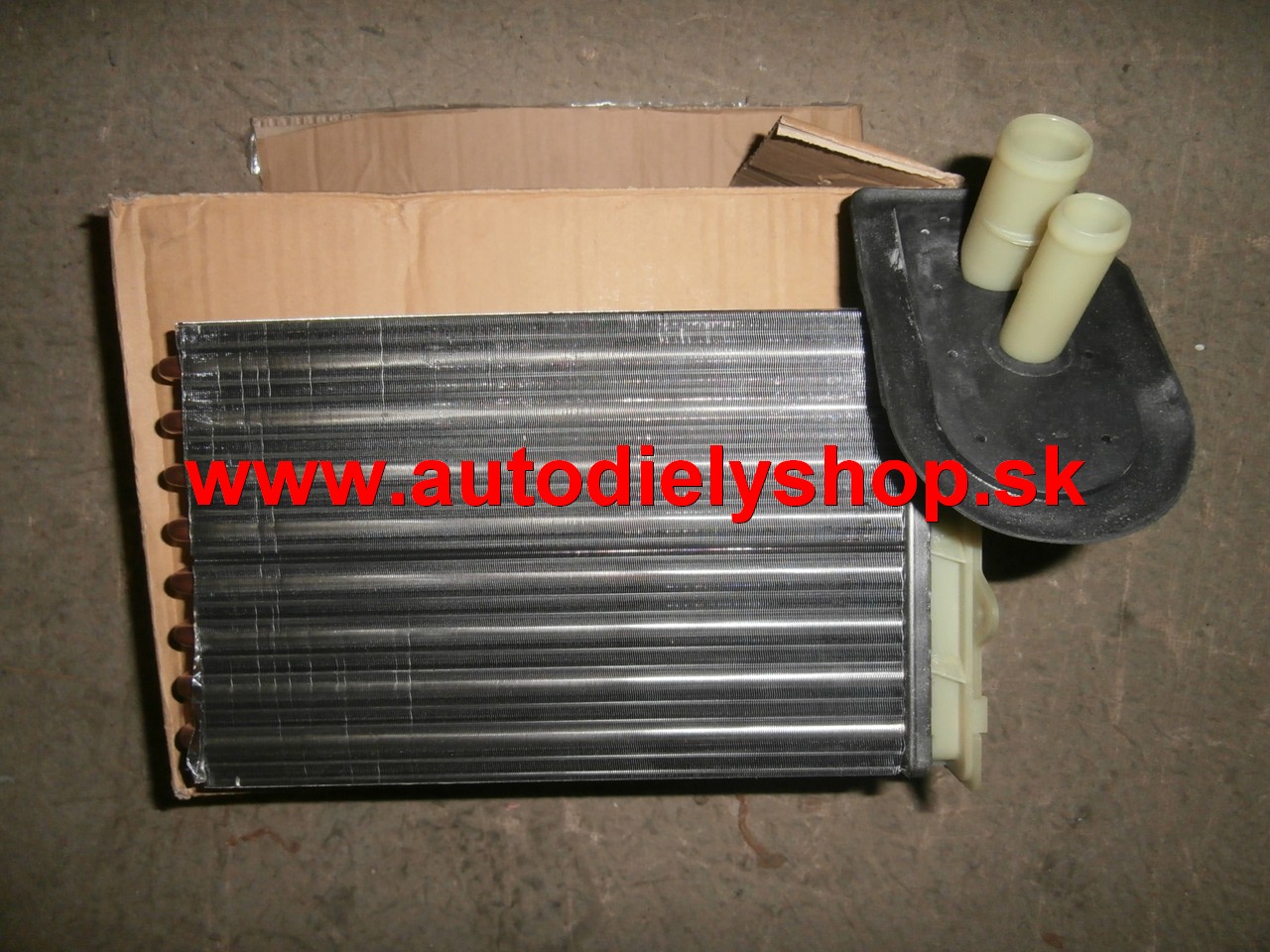 Renault Kangoo 10/97 - 4/03  radiator kurenia