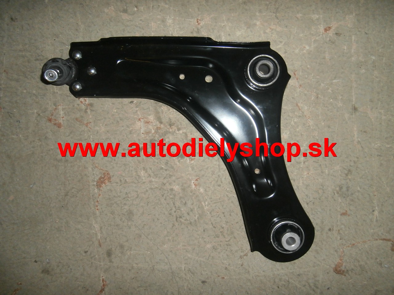 Renault LAGUNA 8/07-10/2010 rameno predné Lavé / bez 1,5DCi-1,6i
