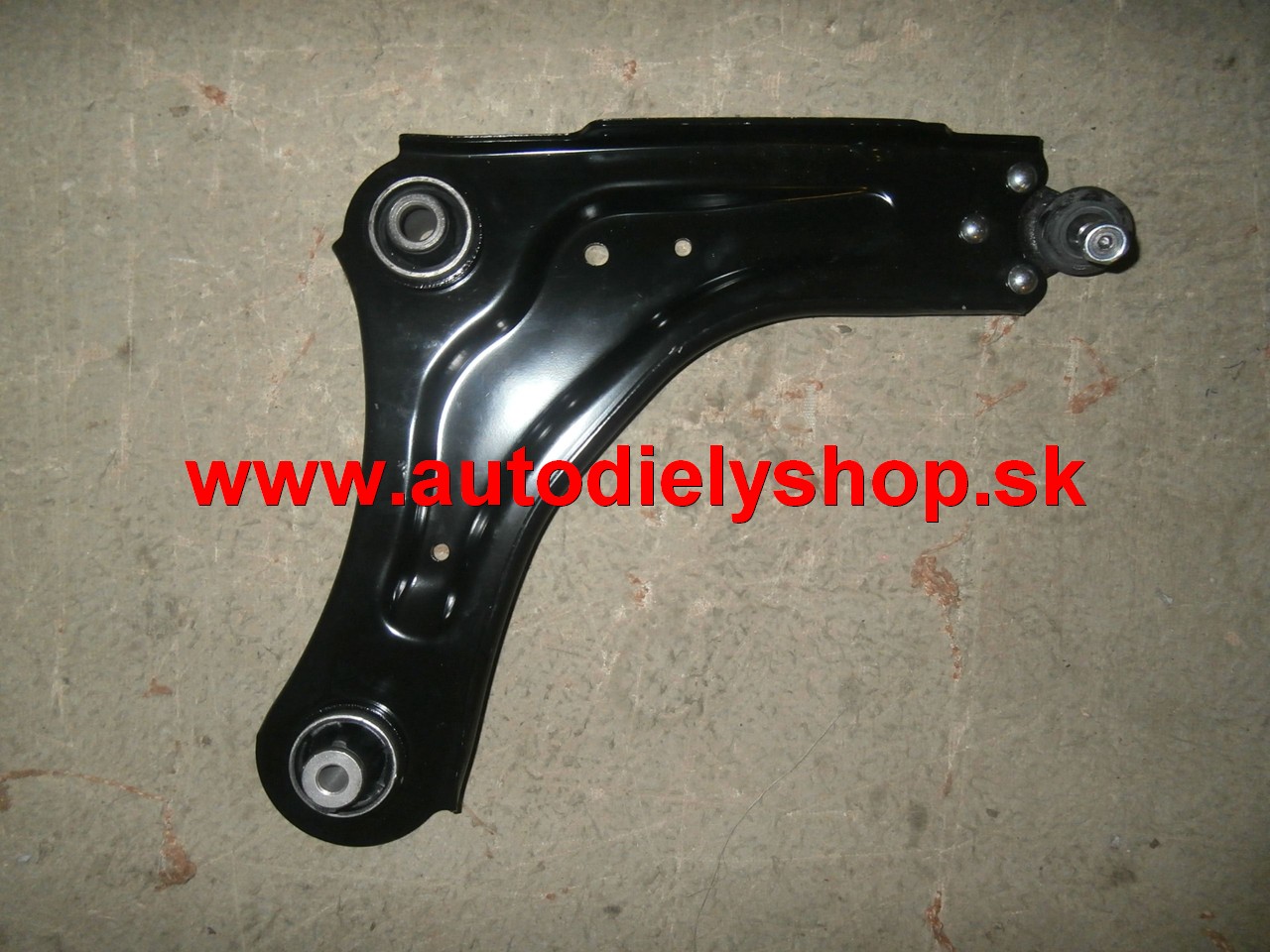 Renault LAGUNA 8/07-10/2010 rameno predné pravé / bez 1,5DCi-1,6i