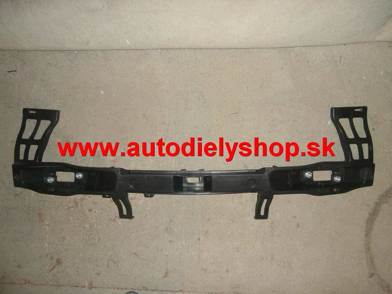 Hyundai GETZ 8/05- zadná výstuha nárazníku