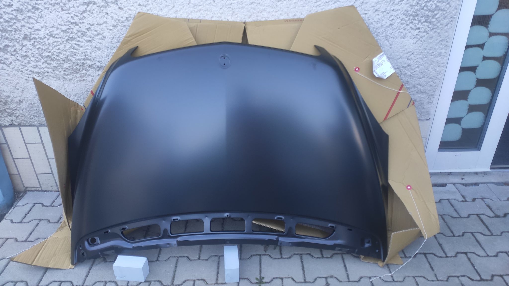  Mercedes W245 "B" 3/2005-6/2011  kapota