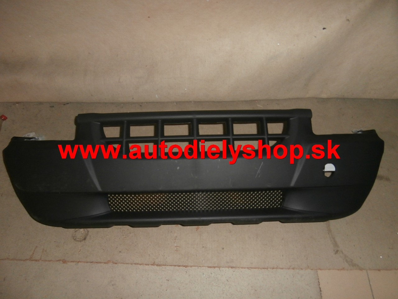 Fiat DOBLO 5/01-12/05  predný nárazník s mriežkou	