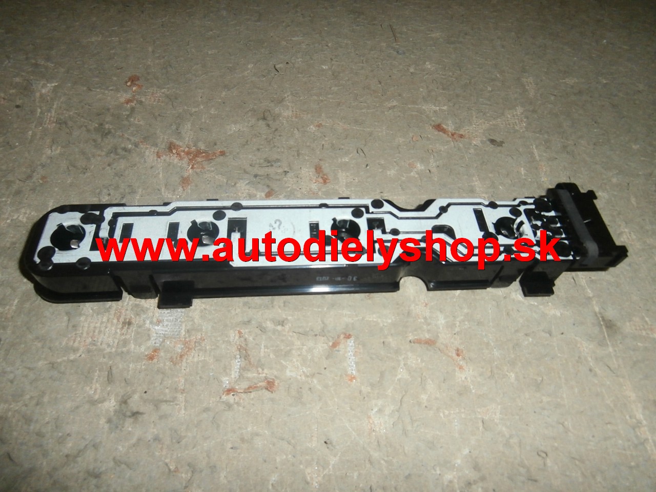 Ford Transit 00-06  zadná žiarovková lišta obojstranná s objímkou ORIGINAL