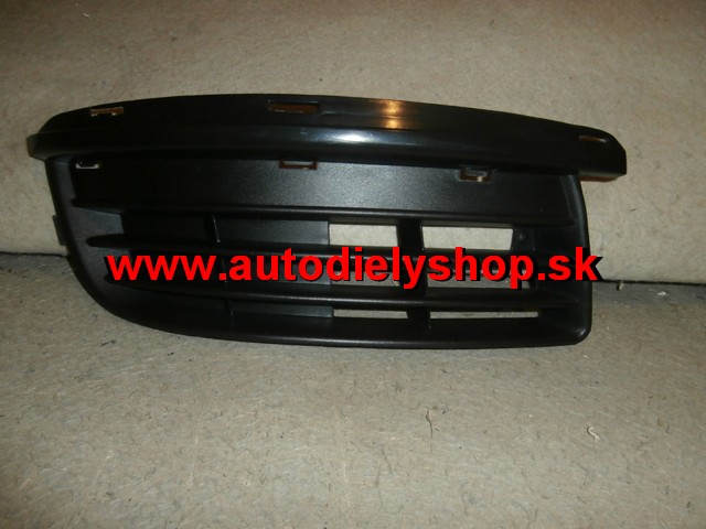 VW JETTA 8/2005-9/2010 kryt v nárazníku pravý