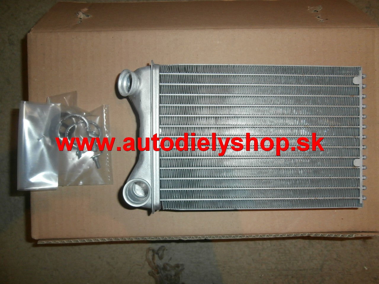 Fiat DOBLO 5/01-10/05 radiator kurenia typ VALEO