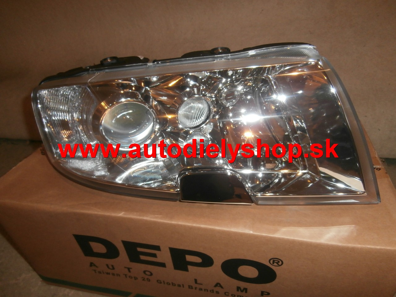 Škoda SUPERB 9/06-2/08 svetlo H3+H3+H7 pravé