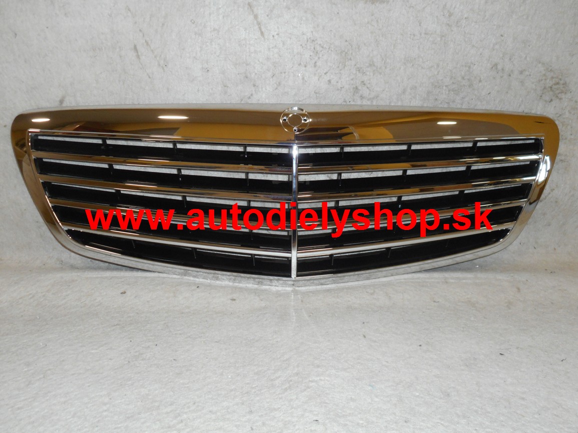 Mercedes W221 "S" 9/05-09 predná maska / chrómovo-čierna