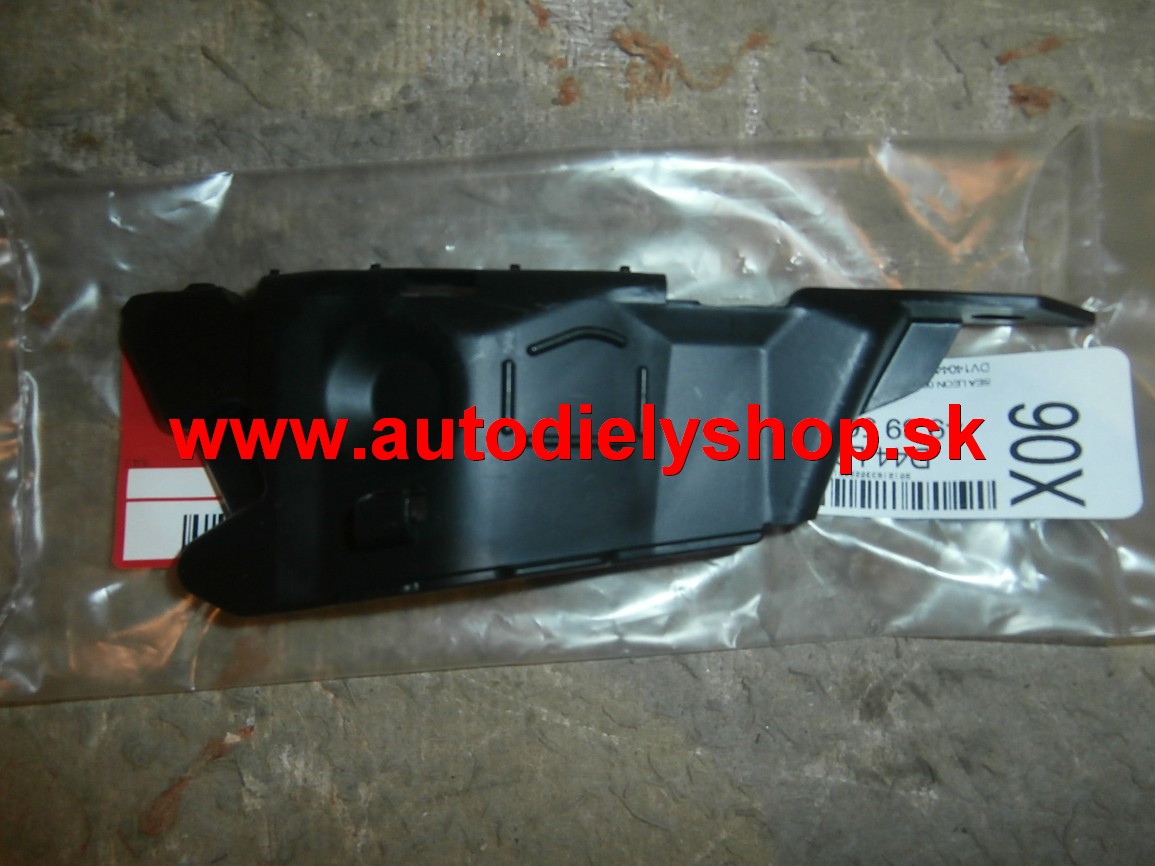 Seat LEON 9/05- 2013 držiak predného nárazníka pravá strana ORIGINAL