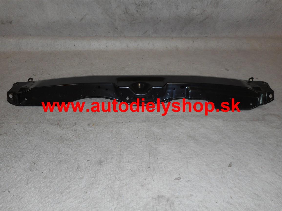  Citroen Xsara 9/00-2/05 vrch predného čela. 