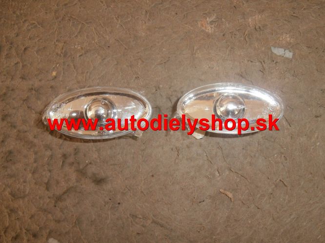 Citroen Xsara 9/00-2/05 bočné smerovky číre Sada L+P