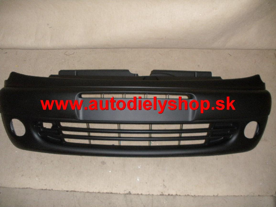 Citroen Picasso 99-04 predný nárazník s otvormi 