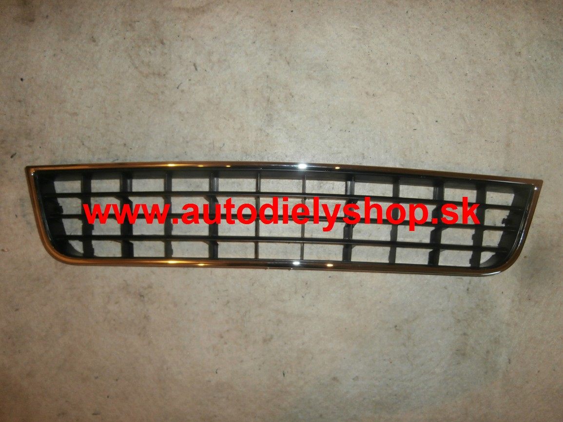 Audi A6 7/01-4/04 kryt v nárazníku,stred