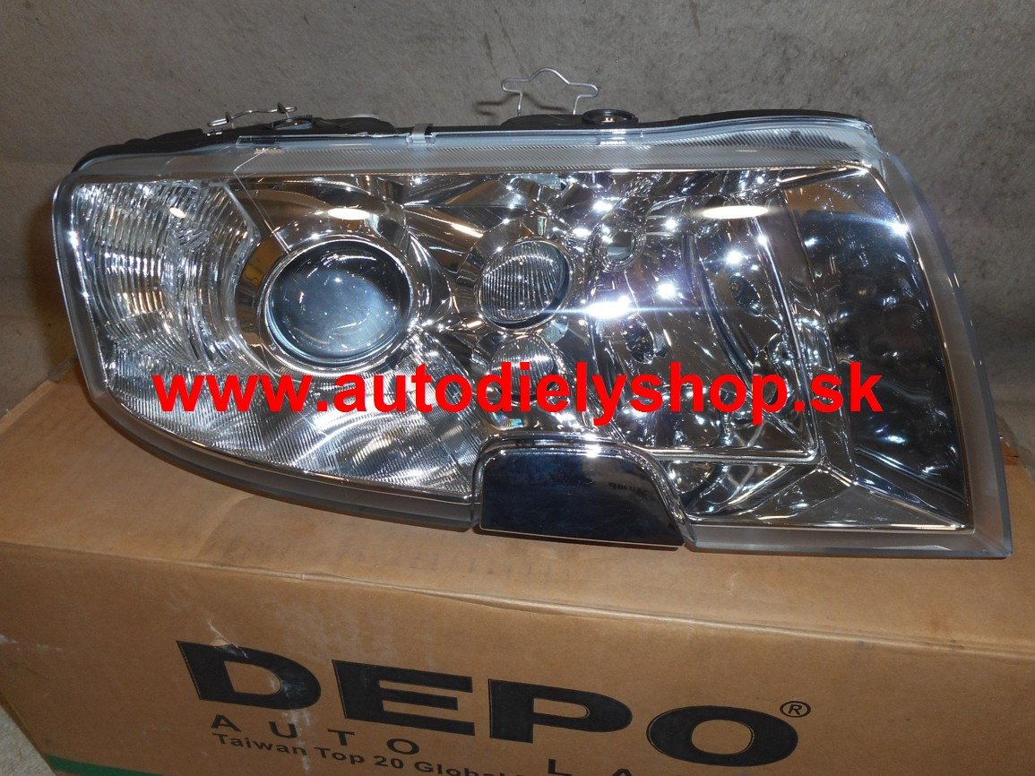 Škoda SUPERB 12/01-2/08 predné svetlo Xenon D2S+H3 Pravé / DEPO 