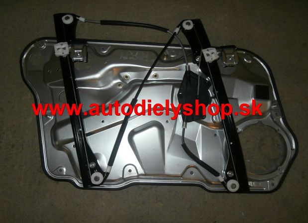 VW GOLF IV 8/97-8/03 el.mechanizmus,predné Pravé 5dv dvere