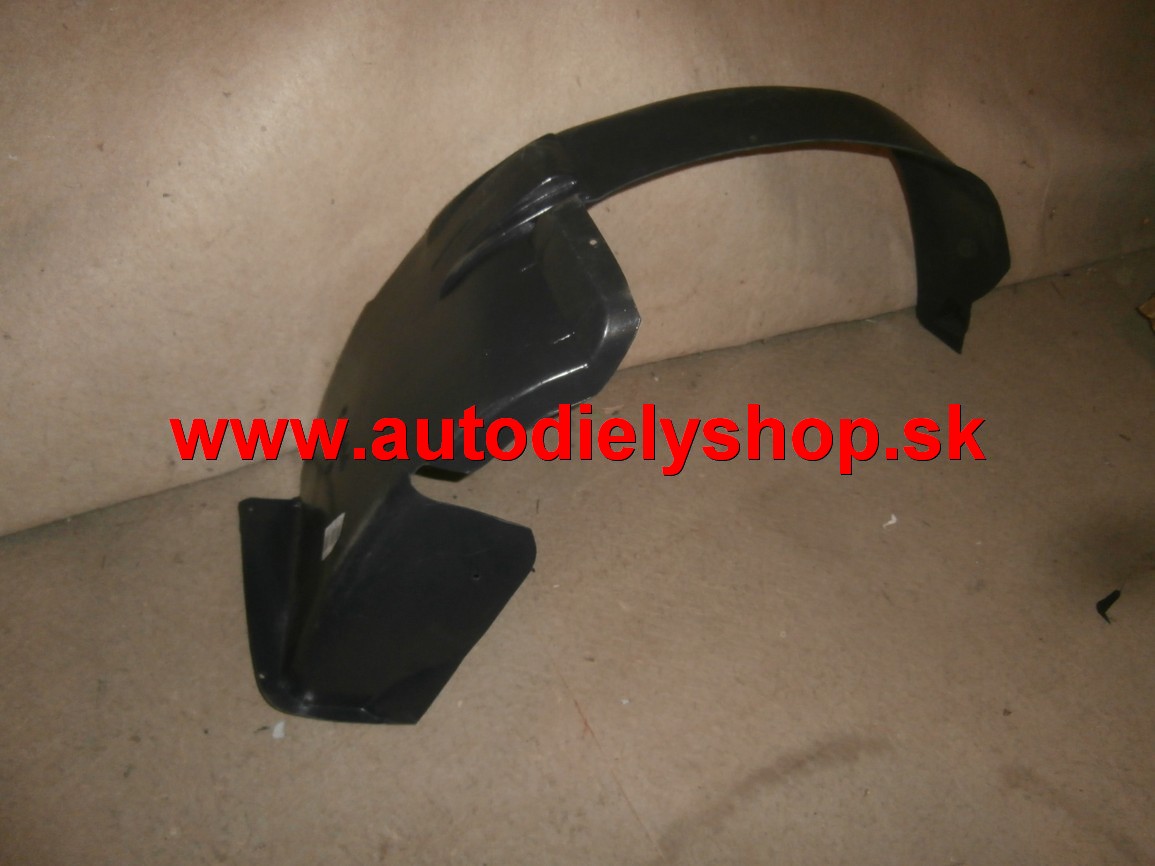 Peugeot 106 6/96 - podblatník predný ľavý