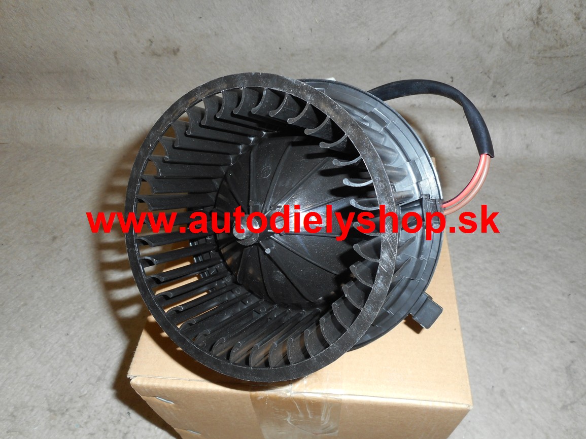 Audi 80 10/91-11/94 ventilátor kúrenia/ pre všetky typy /