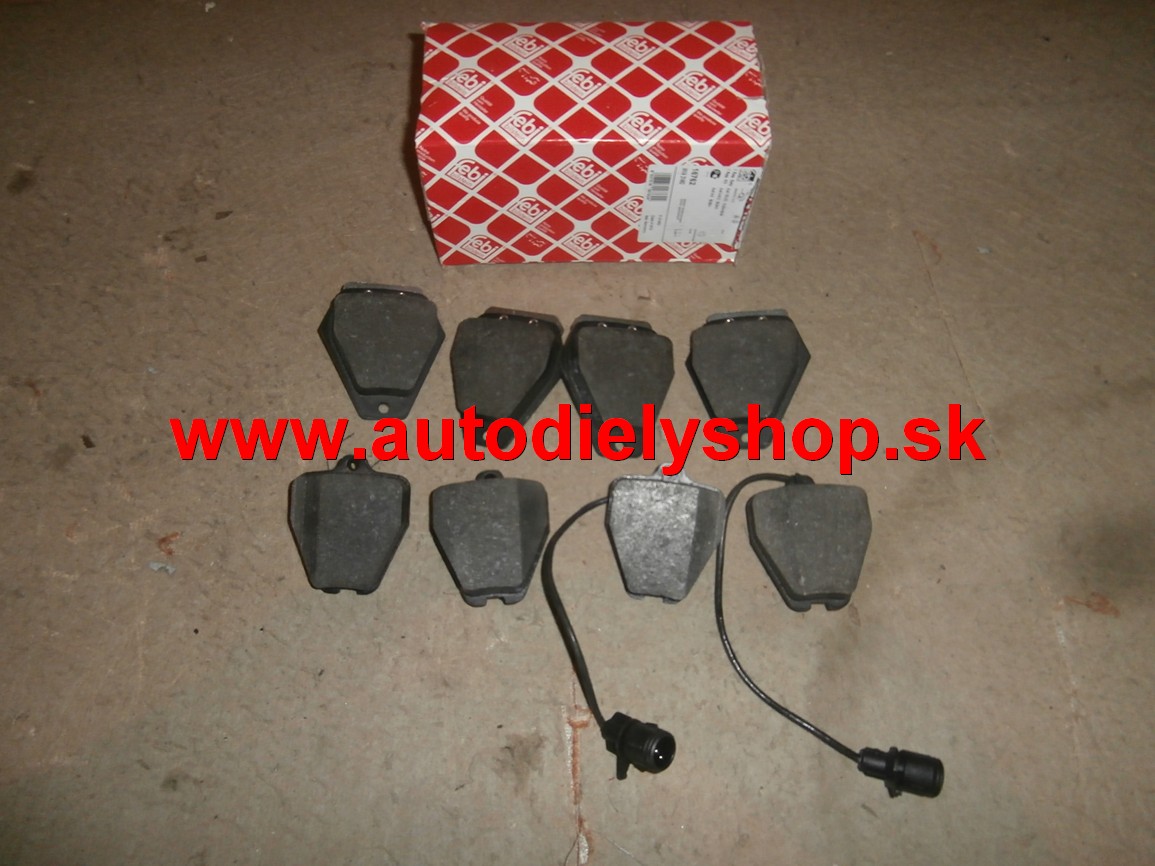 Audi A8 94-02 Brzdové platničky predná náprava sada.