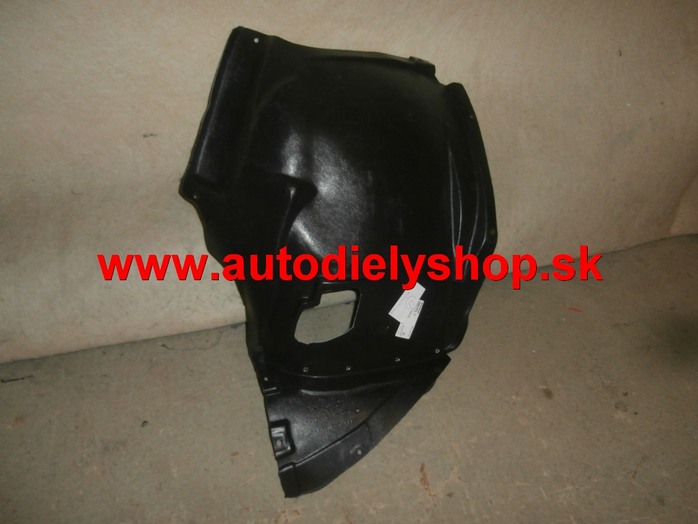 BMW 1 E87 9/2004-3/2007 predný podblatník ľavý /predná časť/