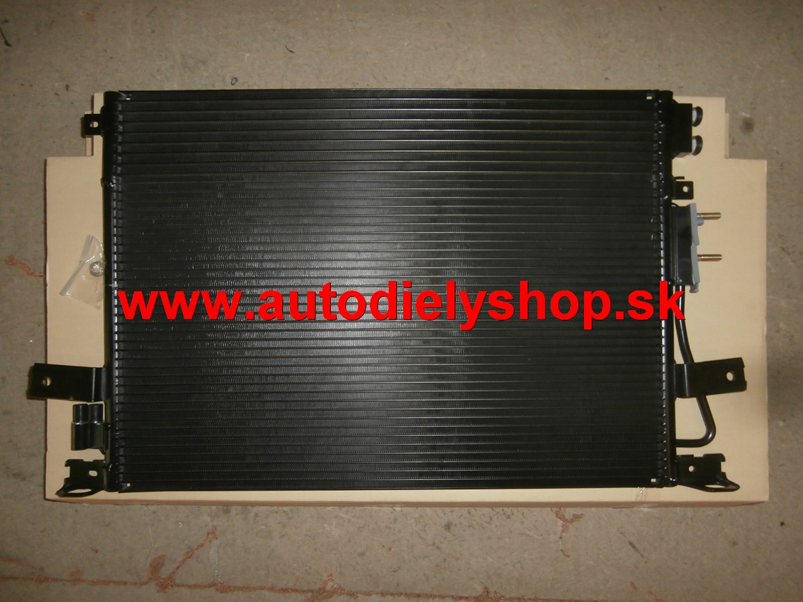 Chrysler / Chrysler 300C 9/2004- Chladič klimatizácie na 3,0 CRD