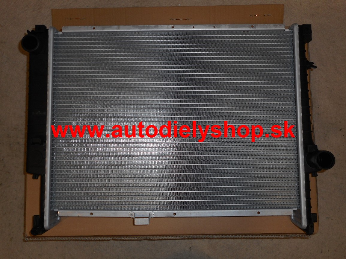 BMW 3 E36 10/90-3/98 chladič vody 2,5 TD,TDS