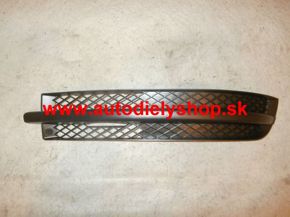 BMW 3 E90 1/05- mriežka v nárazníku ľavá / 316-323
