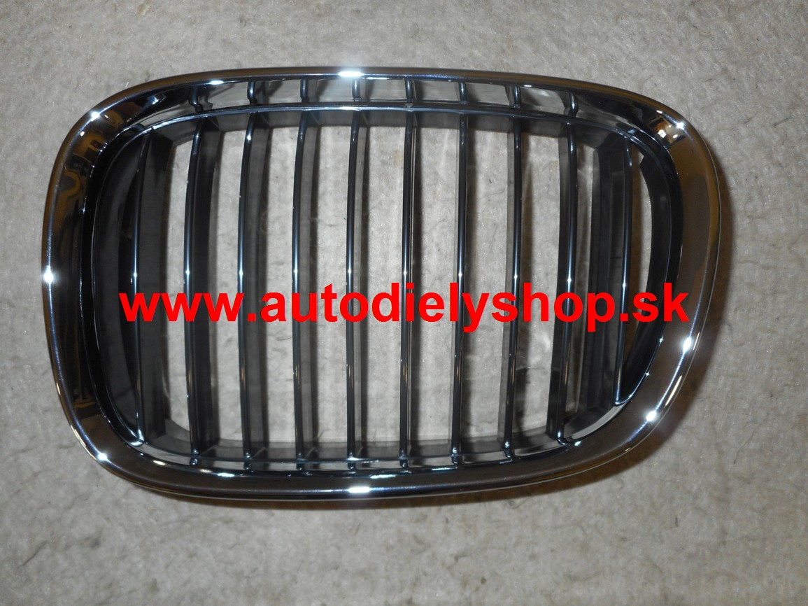 BMW 5 E39 95-8/03 predná maska ľavá / do r.v. 2000 /
