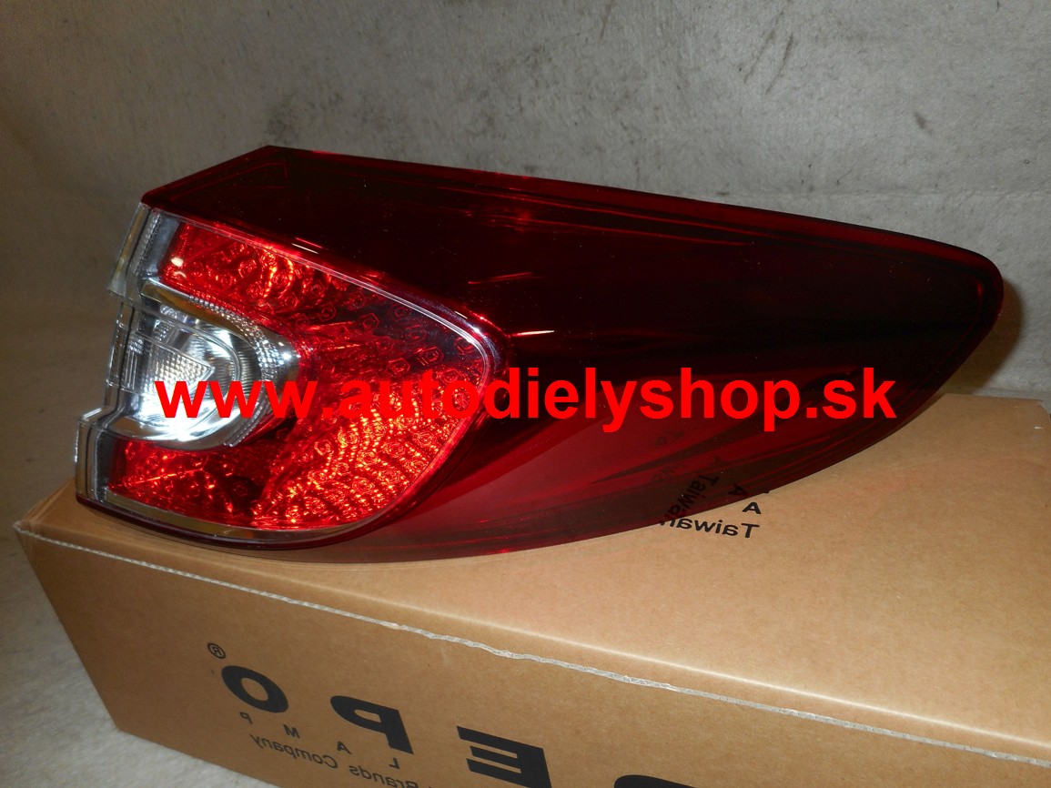 Renault MÉGANE III 11/08- zadné svetlo vonkajšie Pravé,KOMBI