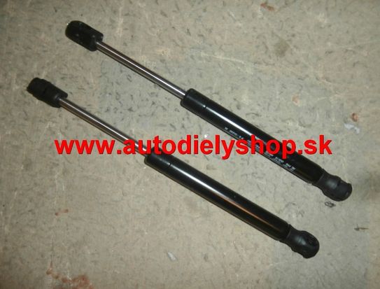 Renault Megane 3/99-11/02 tlmiče zadného kufra Sada L+P,SDN 