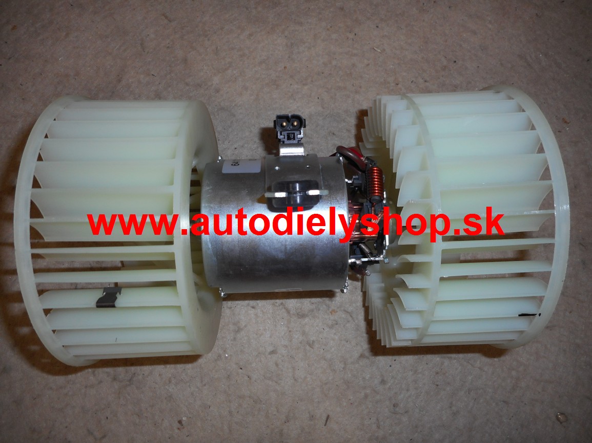 BMW X5 E53 1/04-2/07 ventilátor kúrenia/ automatická klíma 