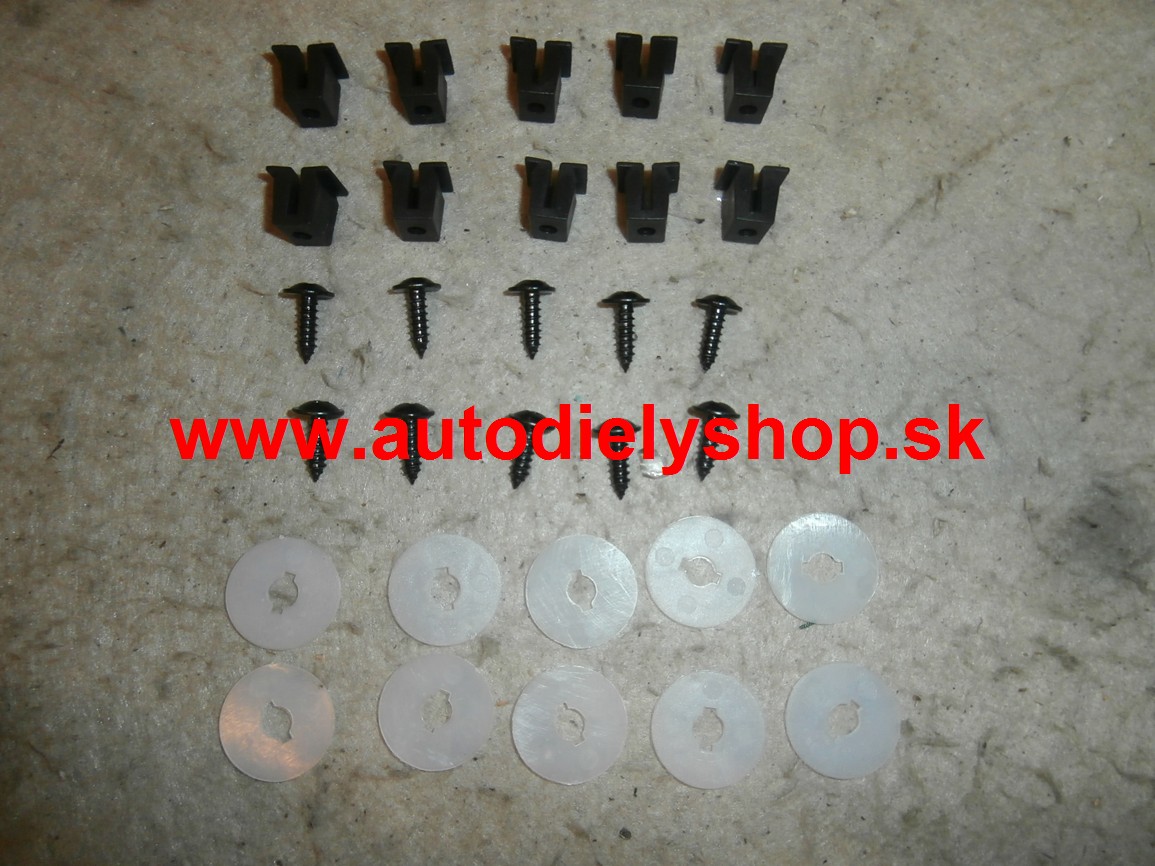 Opel ASTRA H 03/04-2007 príchytky krytov pod motor 10 ks