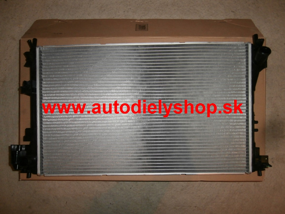 Fiat CROMA 1/05- chladič vody 2,2i-85-110kw / manuál /