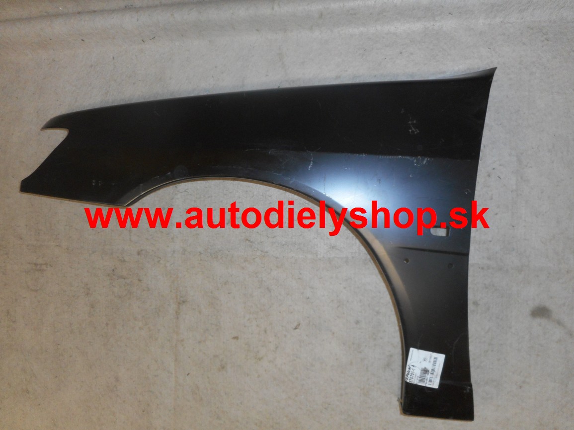 Peugeot 306 3/93-4/97 blatník ľavý / s otvorom /