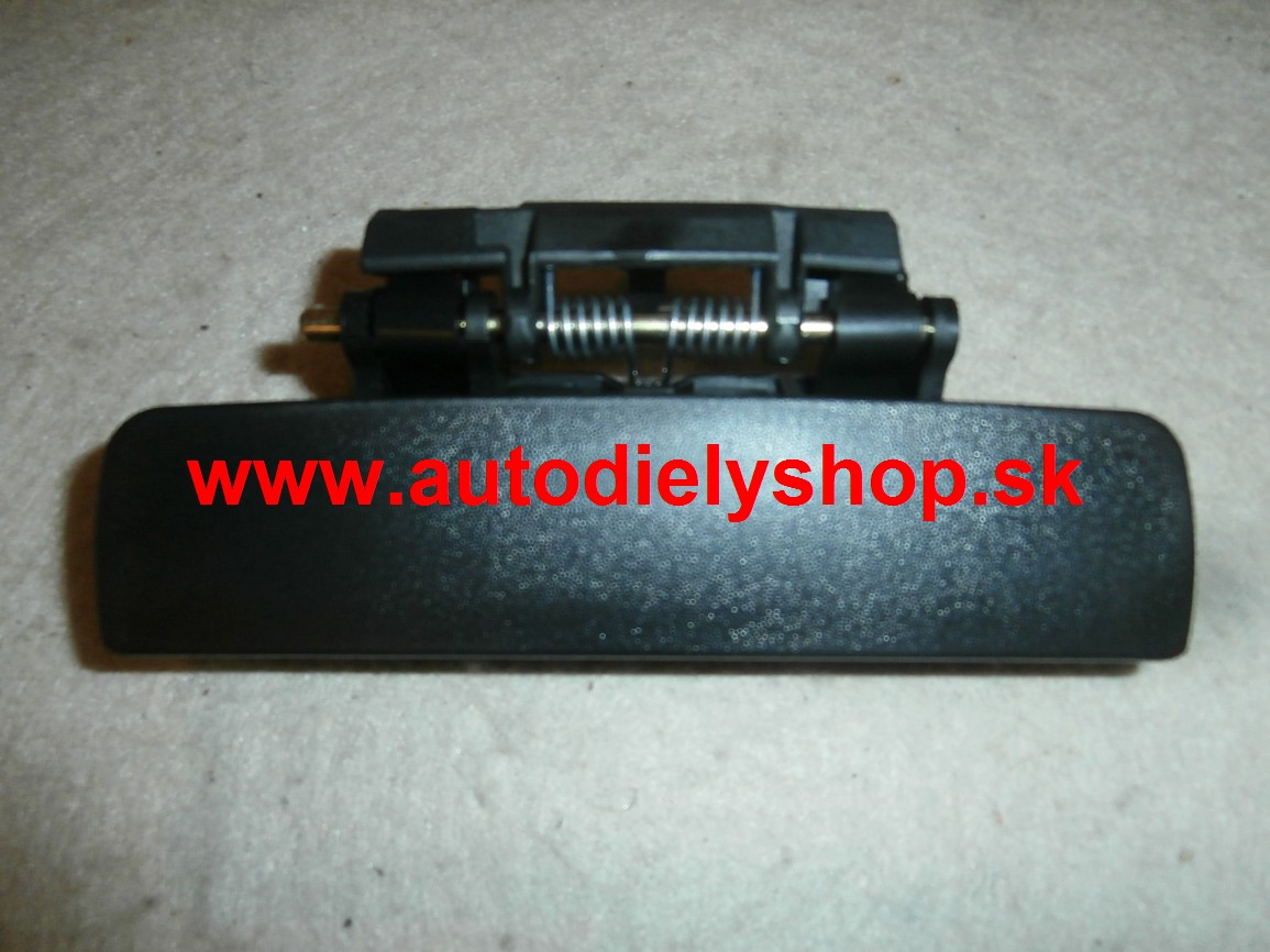 Peugeot 306 3/93-4/97 klučka Pravá zadná