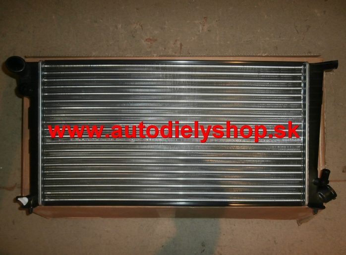 Peugeot 306 97-01 chladič vody 1,9D-1,9TD bez AC