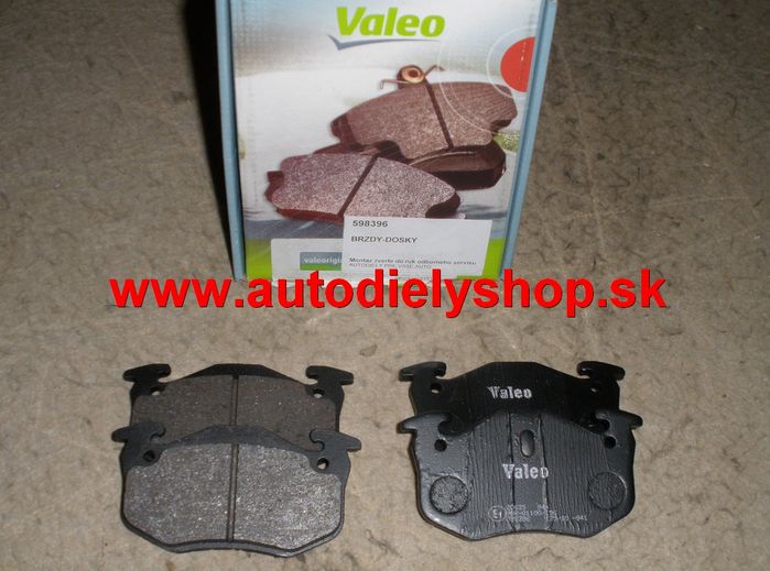 Peugeot 306 5/97-3/01 zadné platničky Sada / VALEO /