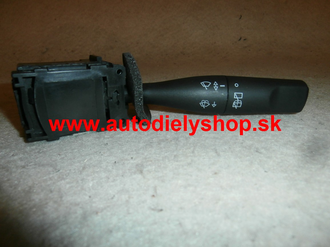 Peugeot 306 5/97-3/01 prepínač stieračov Pravý, so stieračom