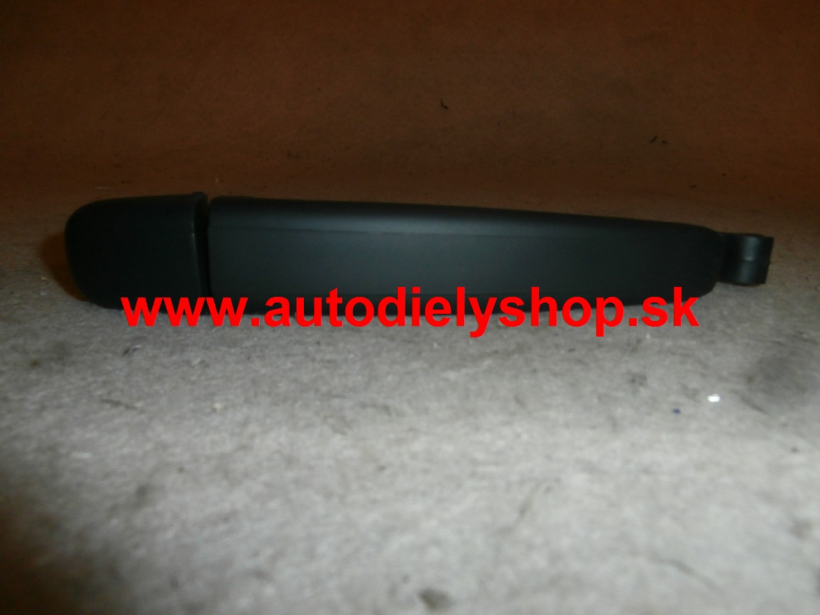 Peugeot 307 4/01-05 klučka Pravá zadná,čierna