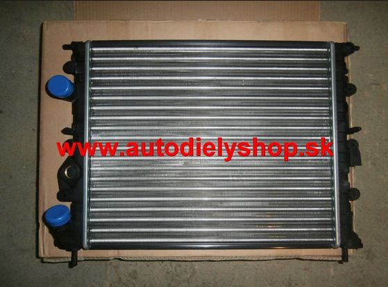 Renault Clio 3/99-6/01 chladič vody 1,2i s AC