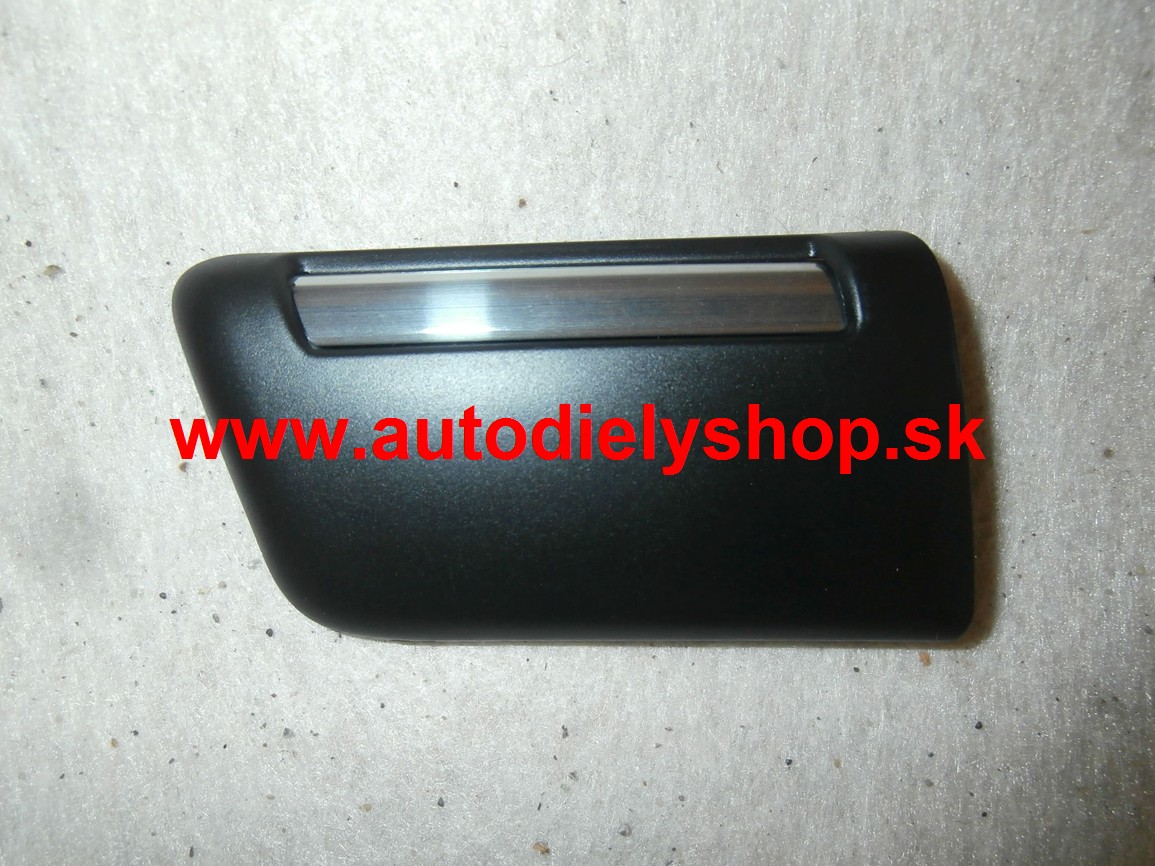 Peugeot 406 99-04 bočná lišta blatníku ľavá
